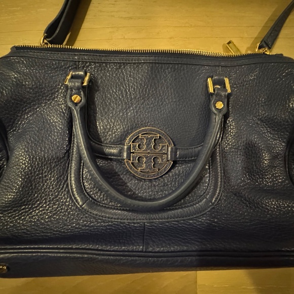 Tory Burch navy half moon satchel Great condition Tory Burch Satchel - dark blue